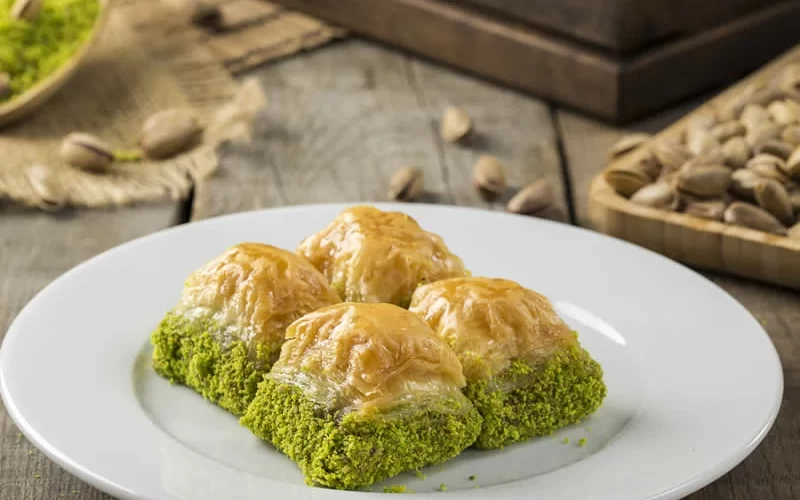 FISTIKLI BAKLAVA
